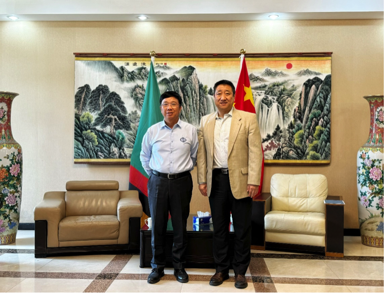 28圈体育董事长王平卫拜会中国驻赞比亚大使韩镜